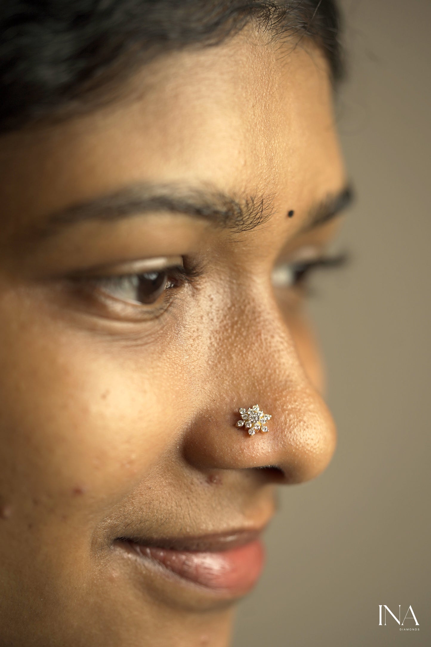 Floral Spark Diamond Nose Pin