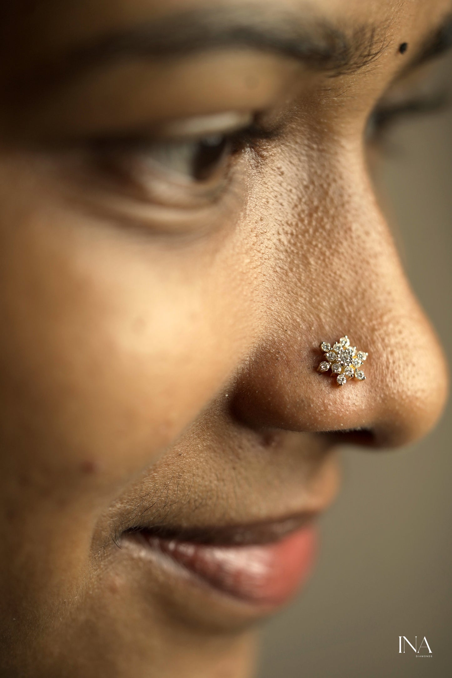 Floral Spark Diamond Nose Pin