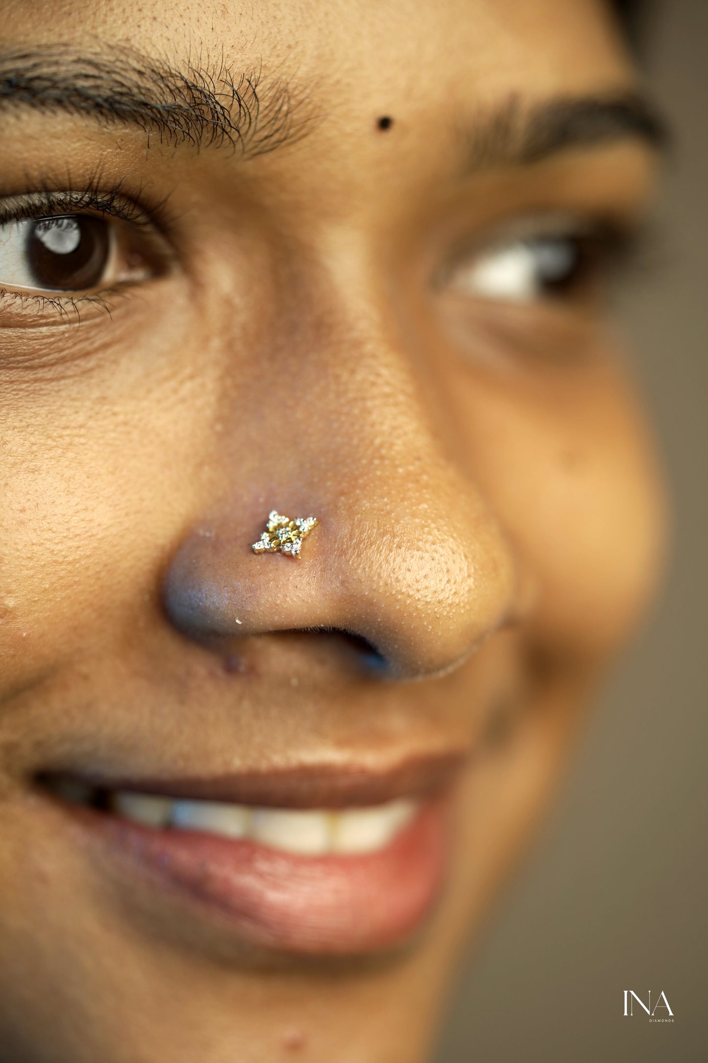 Twinkling Cross Diamond Nose Pin