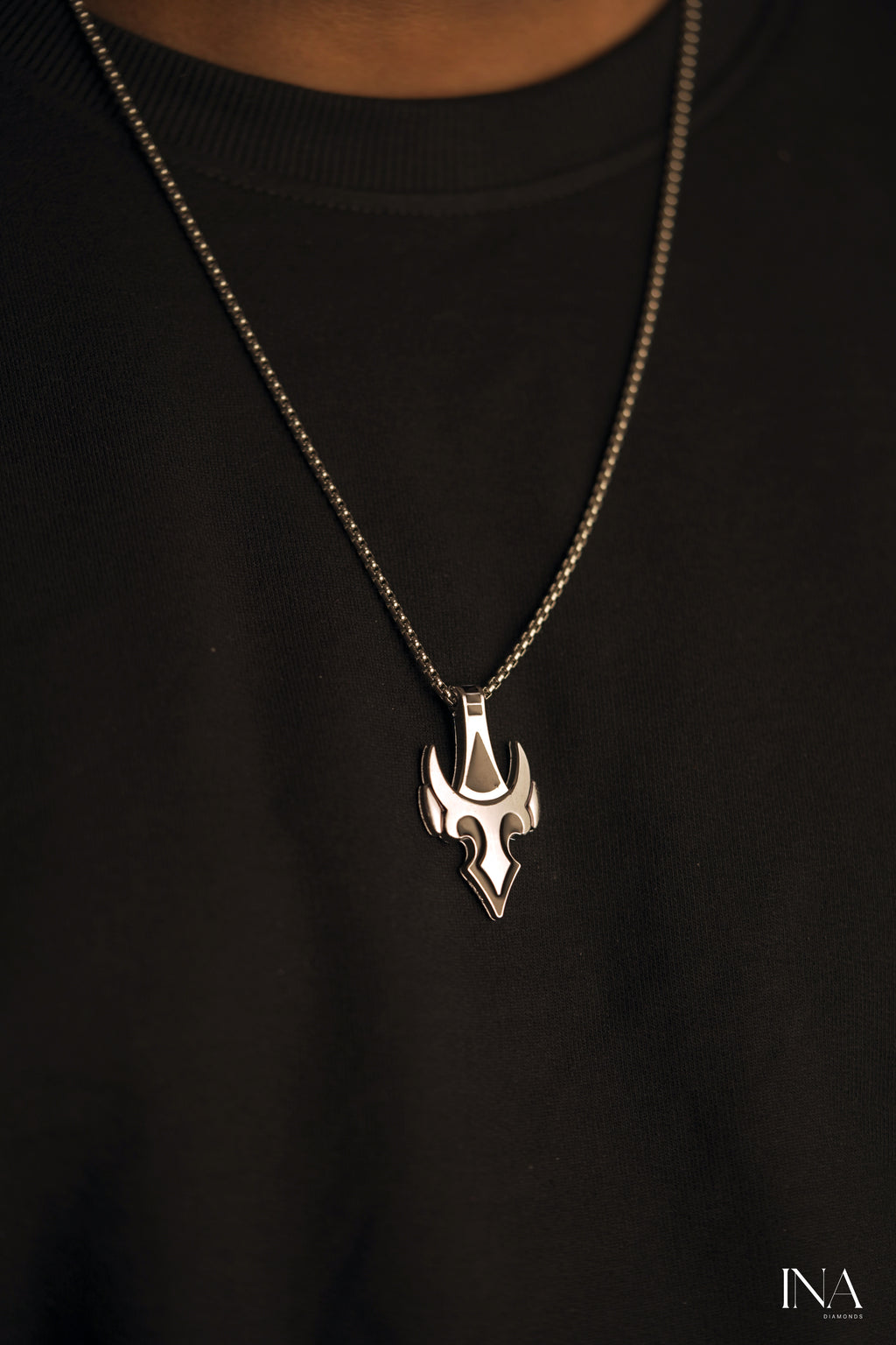 Shadow Fang Pendant