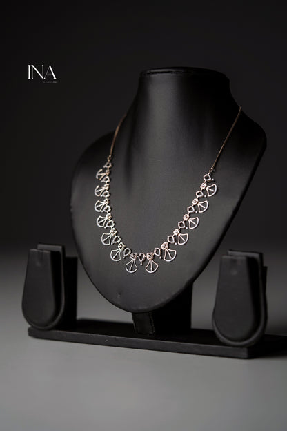 Graceful Arc Necklace