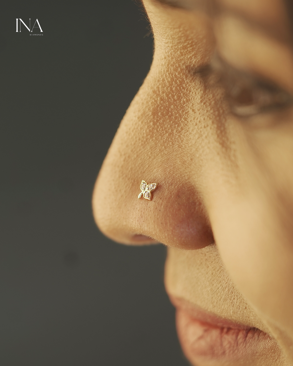 Golden Leaf Nose pin