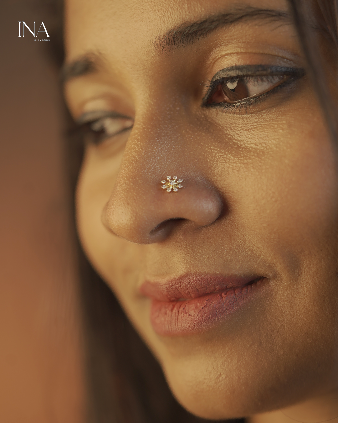 Radiant Petal Nose Pin