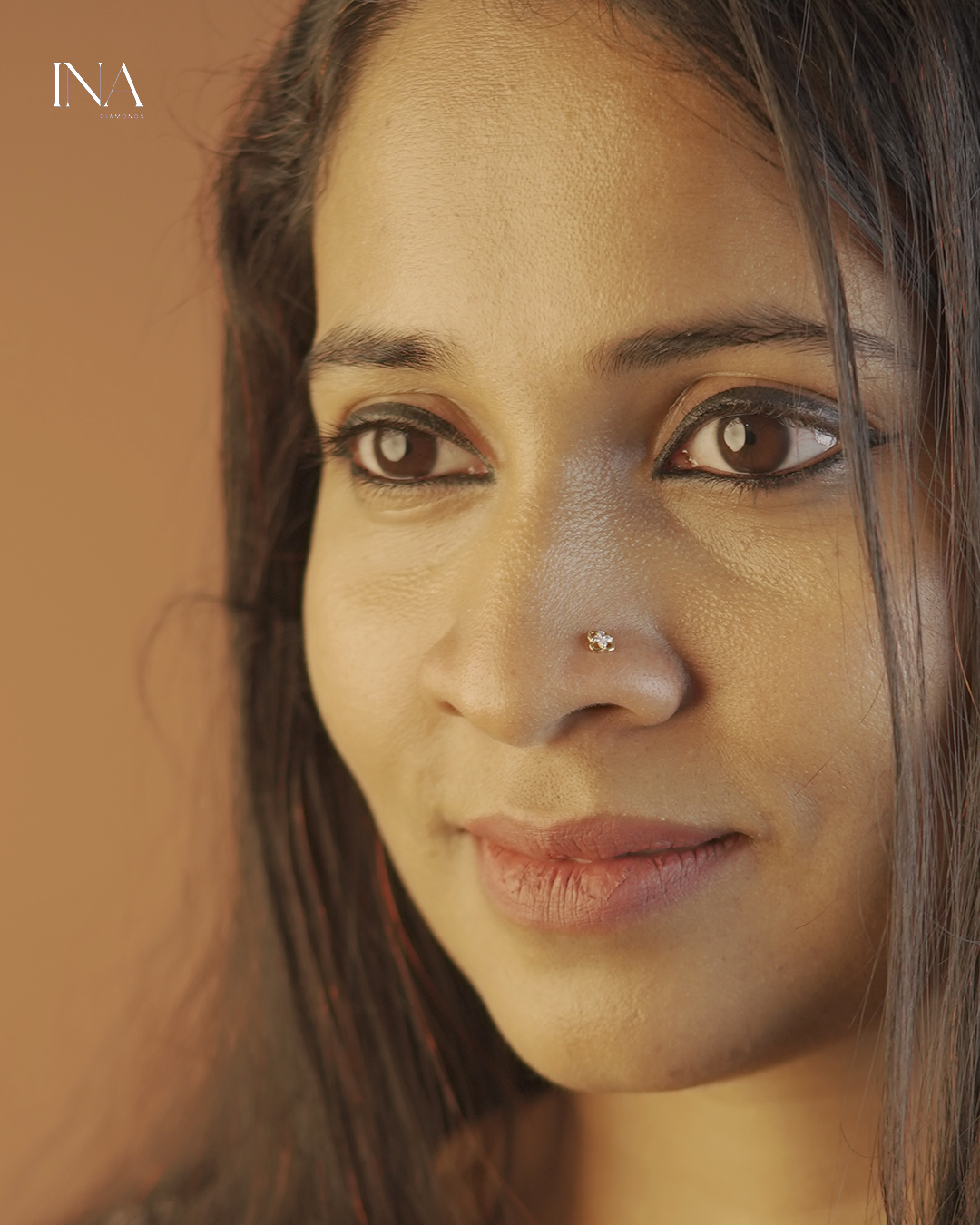 Classic Solitaire Nose Pin